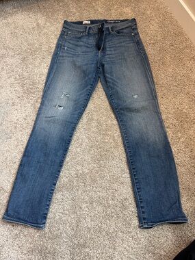GAP Women's resolution slim straight Jeans in Mid Blue Wash 30s